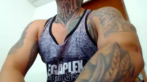 Snapshot of colombian_monster_cock chatting on February 9, 2025, 5:54 pm camilo online show from February 9, 2025, 5:54 pm
