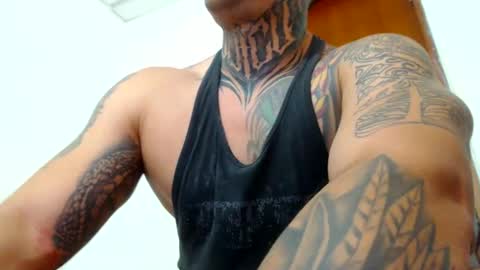 Snapshot of colombian_monster_cock chatting on February 11, 2025, 6:11 pm camilo online show from February 11, 2025, 6:11 pm
