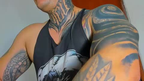 Snapshot of colombian_monster_cock chatting on September 28, 2025, 1:00 am camilo online show from September 28, 2025, 1:00 am