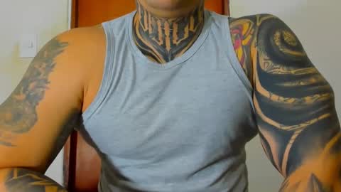 Snapshot of colombian_monster_cock chatting on October 7, 2025, 6:32 am camilo online show from October 7, 2025, 6:32 am