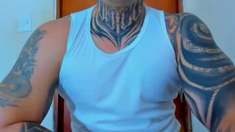 Snapshot of colombian_monster_cock chatting on October 24, 2025, 7:32 pm camilo online show from October 24, 2025, 7:32 pm