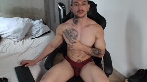 Snapshot of colombianmuscle8 chatting on February 5, 2025, 6:26 pm colombianmuscle8 online show from February 5, 2025, 6:26 pm