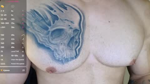 colombianmuscle8 online show from April 14, 2026, 2:56 pm