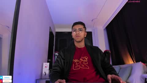 colstorw_ online show from September 12, 2025, 10:37 am