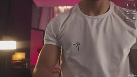 colstorw_ online show from February 12, 2026, 9:59 am