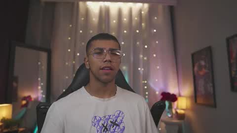 colstorw_ online show from February 24, 2026, 10:02 am