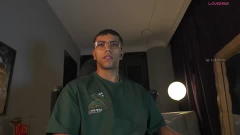 colstorw_ online show from June 10, 2026, 10:03 am