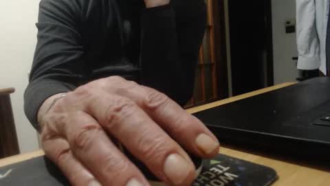 comemivuoi2 online show from April 5, 2026, 7:33 pm