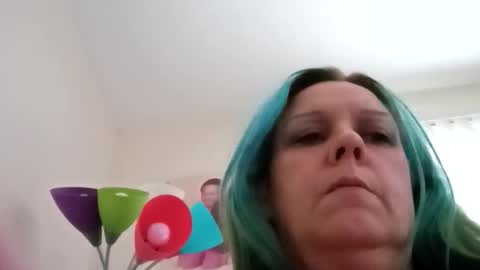 conchettap online show from October 25, 2025, 8:03 pm