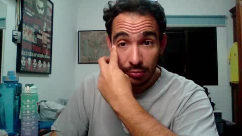 Snapshot of conejero_37 chatting on December 17, 2024, 9:50 am Jesus online show from December 17, 2024, 9:50 am