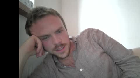 Snapshot of confessionsofalonelylover chatting on March 15, 2026, 5:52 pm dreamy eyed lover online show from March 15, 2026, 5:52 pm