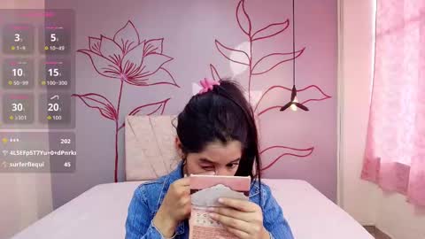 C O N N I E online show from September 20, 2025, 8:43 pm