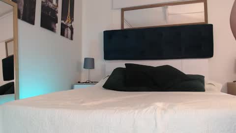 Snapshot of connie_haze chatting on December 20, 2024, 10:43 pm Connie online show from December 20, 2024, 10:43 pm