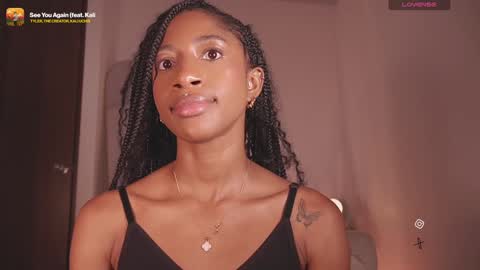 Snapshot of connie_west0 chatting on December 31, 2024, 2:19 am   independent model online show from December 31, 2024, 2:19 am