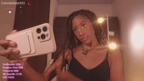   independent model online show from April 7, 2026, 12:11 am