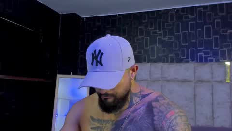 rusfegui online show from February 17, 2025, 10:47 pm