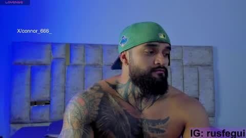 rusfegui online show from April 15, 2026, 10:54 pm