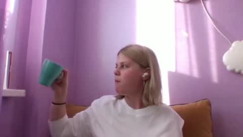 Viktorina online show from March 18, 2026, 1:03 pm