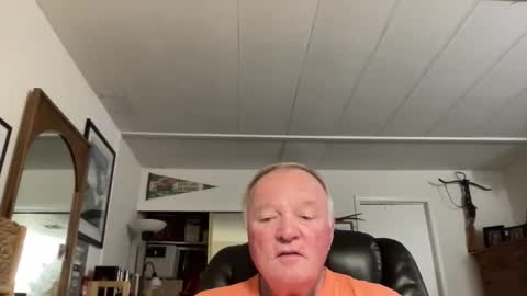 cookoosnest online show from November 8, 2025, 12:55 am