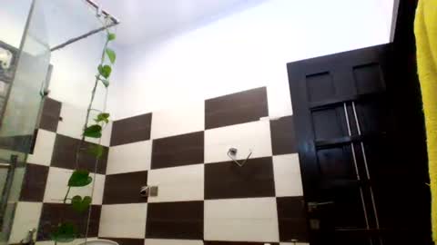 Cool2Buddies online show from November 9, 2025, 12:03 pm