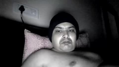 Cool Breeze09 online show from February 2, 2025, 12:30 am