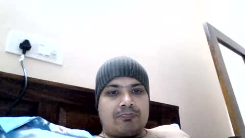 Cool Breeze09 online show from November 8, 2025, 3:56 pm