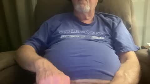 Snapshot of cool_runnings11 chatting on December 4, 2024, 5:27 am whatever you want it to be online show from December 4, 2024, 5:27 am