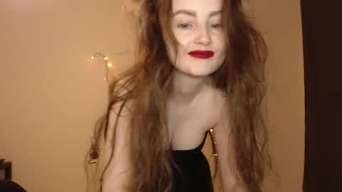 Snapshot of coolamber chatting on March 1, 2026, 9:39 pm Amber online show from March 1, 2026, 9:39 pm