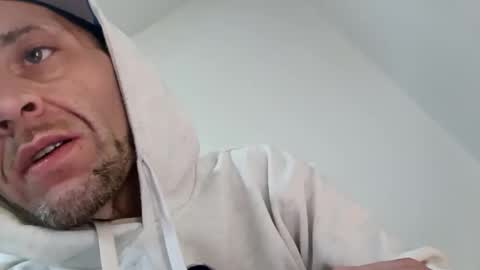 cooldadisalone online show from January 16, 2026, 10:08 am