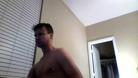 Snapshot of cooldude122222 chatting on December 6, 2024, 3:19 am cooldude122222 online show from December 6, 2024, 3:19 am