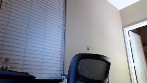 Snapshot of cooldude122222 chatting on January 8, 2025, 3:40 am cooldude122222 online show from January 8, 2025, 3:40 am