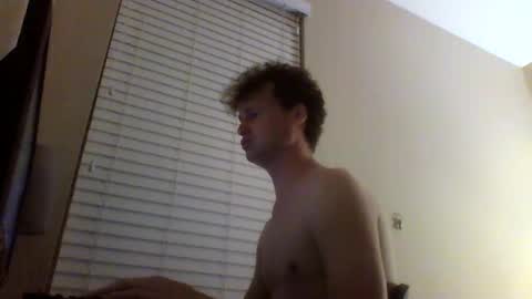 Snapshot of cooldude122222 chatting on March 7, 2025, 6:02 am cooldude122222 online show from March 7, 2025, 6:02 am