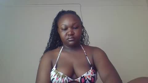 coolgirl001 online show from October 28, 2025, 7:23 am