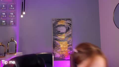 Corinne Russo online show from October 7, 2025, 3:58 am