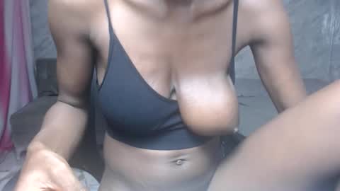 Snapshot of cornxcuntx chatting on February 18, 2026, 11:17 am cornxcuntx online show from February 18, 2026, 11:17 am