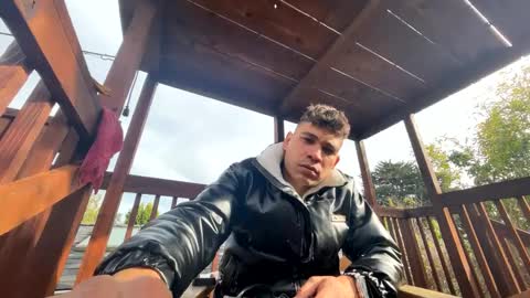 Snapshot of coronelking chatting on January 4, 2025, 10:13 pm coronelking online show from January 4, 2025, 10:13 pm