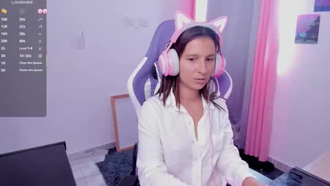 Lunita online show from February 11, 2026, 2:11 pm