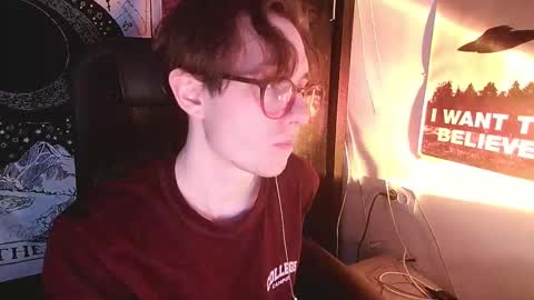 Snapshot of cosmonudes chatting on February 21, 2026, 6:31 pm Barry online show from February 21, 2026, 6:31 pm