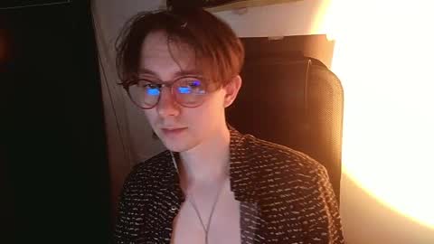 Barry online show from April 18, 2026, 7:58 pm