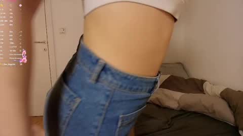 Luna online show from May 10, 2026, 6:46 pm