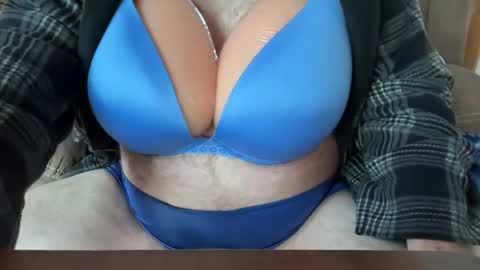 Counrt1234 online show from April 19, 2026, 11:42 am