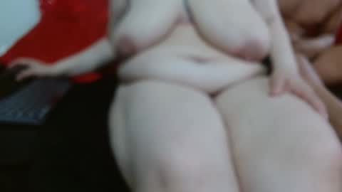 couple_milk_rs online show from December 26, 2024, 8:11 pm