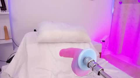 Maria  online show from March 12, 2025, 8:52 pm