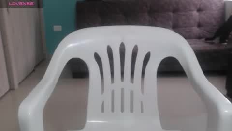  ALEJANDRO Y EMILY  online show from January 10, 2026, 3:03 pm