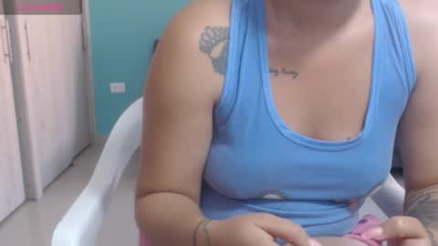  ALEJANDRO Y EMILY  online show from January 14, 2026, 2:55 pm