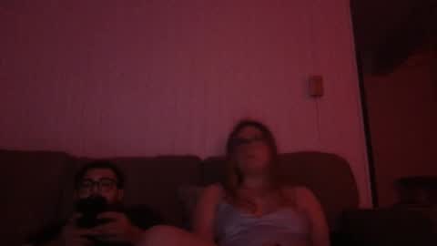 coupleofchi97 online show from December 28, 2024, 7:44 am