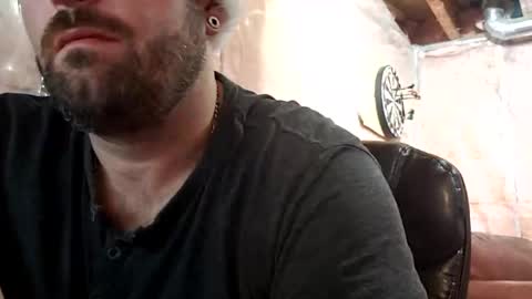 coupleoffantastics online show from November 29, 2025, 10:40 am