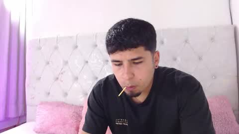 Juli and Liam online show from March 26, 2026, 5:13 am