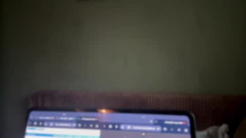 Snapshot of courteous_raspberrrry chatting on October 10, 2025, 6:01 am Rose Roys my online show from October 10, 2025, 6:01 am