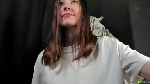 Im Courtney Nice to meet youFollow meInstagram courtneyluv778 online show from December 17, 2025, 12:33 pm